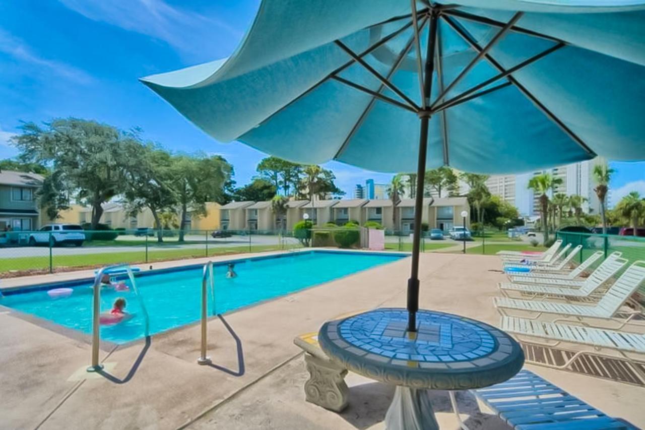 Gulf Breeze Aglow Holiday home Panama City Beach